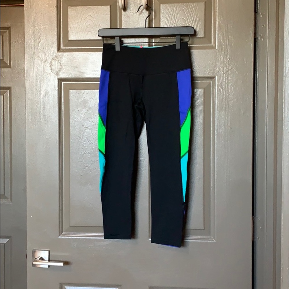 VSX Capri Leggings